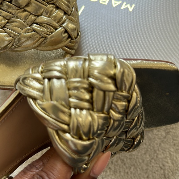🔥Marc Fisher Gold Heel Sandals. - Picture 10 of 13